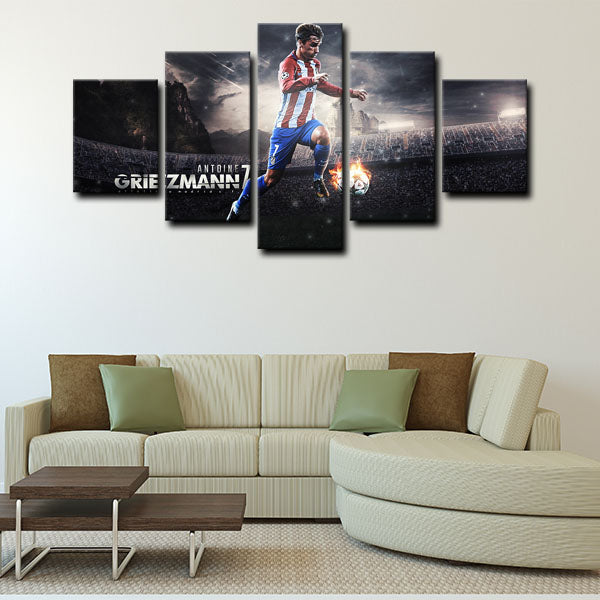 Atletico Madrid Forward Grizou Antoine Griezmann Canvas Wall Art