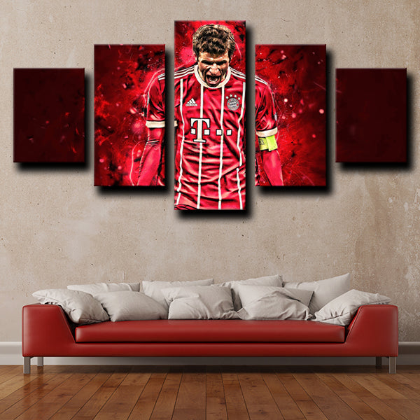 Bayern Munich Forward Der Kaiser Thomas Muller Canvas Wall Art