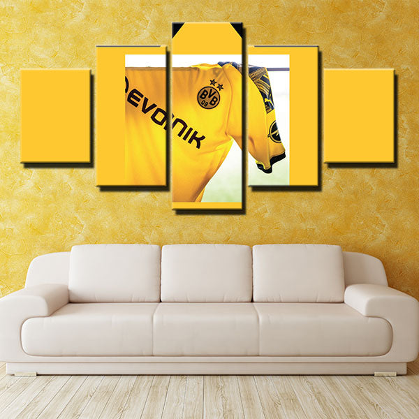 Borussia Dortmund Fc Jersey Canvas Wall Art