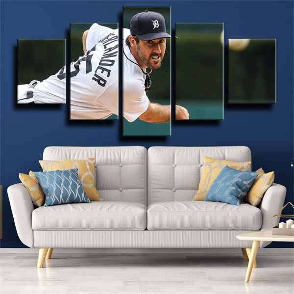 Detroit Tigers Pitcher No.35 J V Justin Verlander Canvas Wall Art