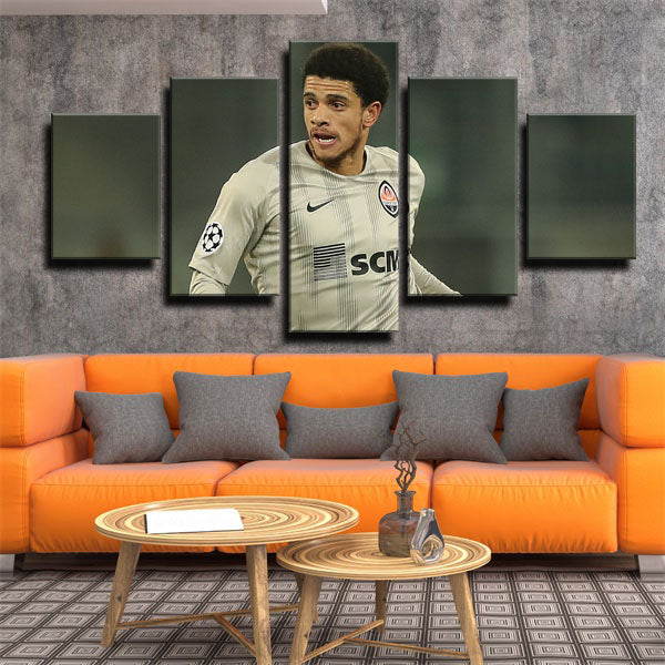 Midfielder Taison Taison Barcellos Freda Canvas Wall Art