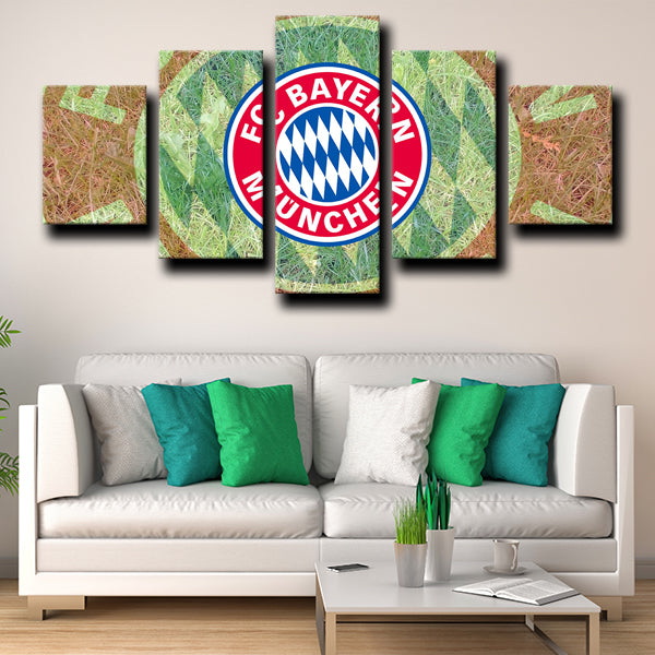 Fussball-Club Bayern Logo Crest Green Canvas Wall Art