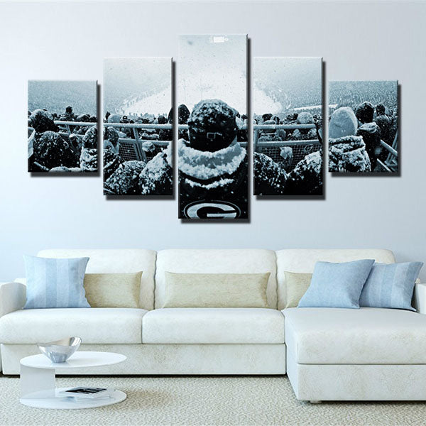 Green Bay Packers Audiences In Snow Canvas Wall Art