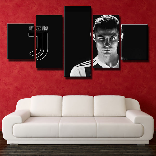 Juventus F.C.Forward Cristiano Ronaldo Canvas Wall Art