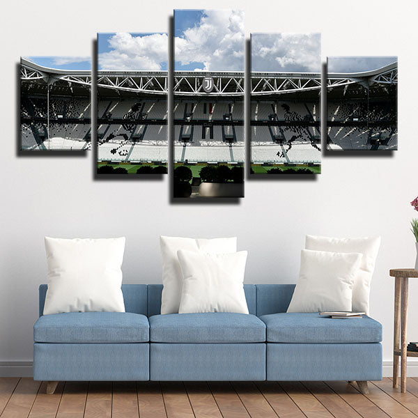 Juventus Fc Club Course Canvas Wall Art