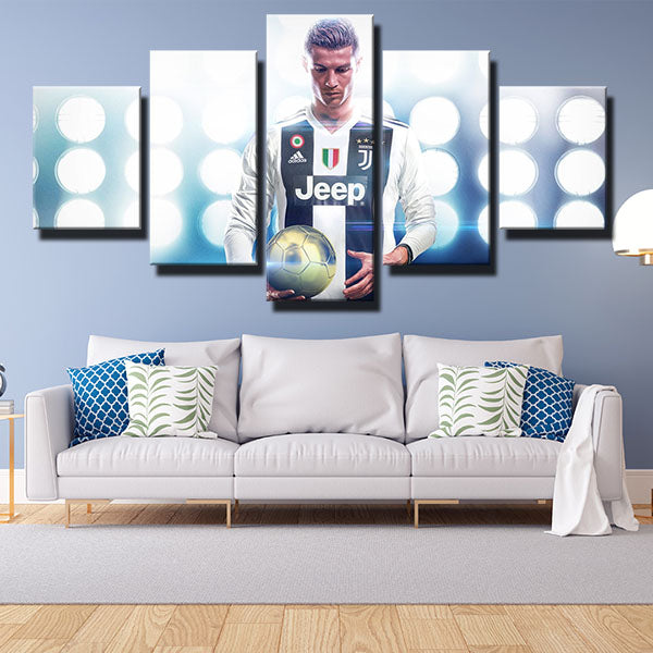 Juventus Fc Forward Cr7 Cristiano Ronaldo Golden Football Canvas Wall Art