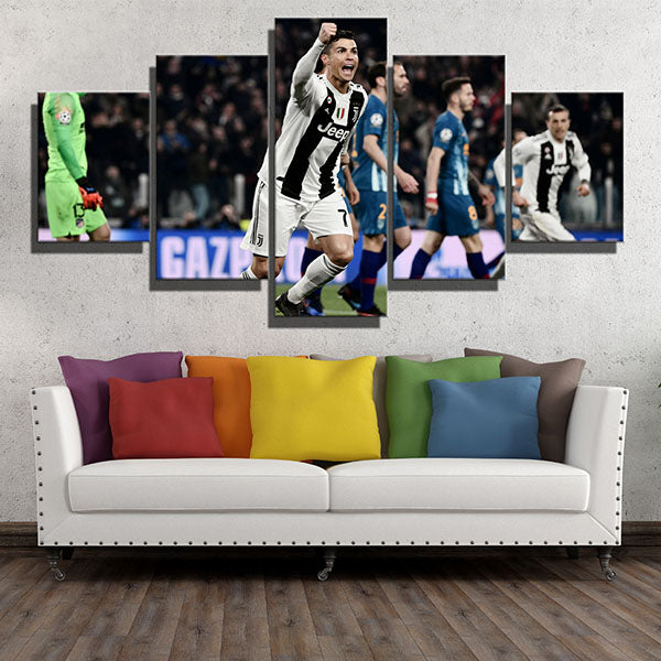 Juventus Fc Forward Cris Cristiano Ronaldo Canvas Wall Art