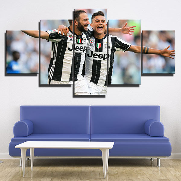 Juventus Fc Forward Paulo Dybala Higuaín Canvas Wall Art