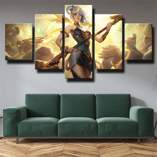 League Of Legends Assist Mage Lux Golden Canvas Wall Art