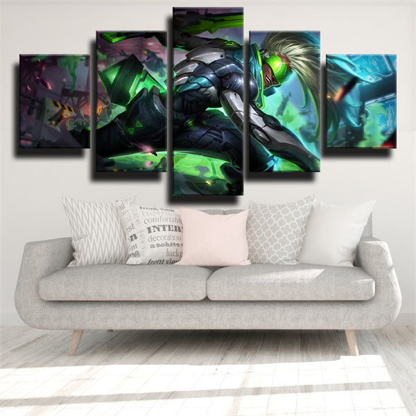 Ekko In Chaotic Canvas Wall Art