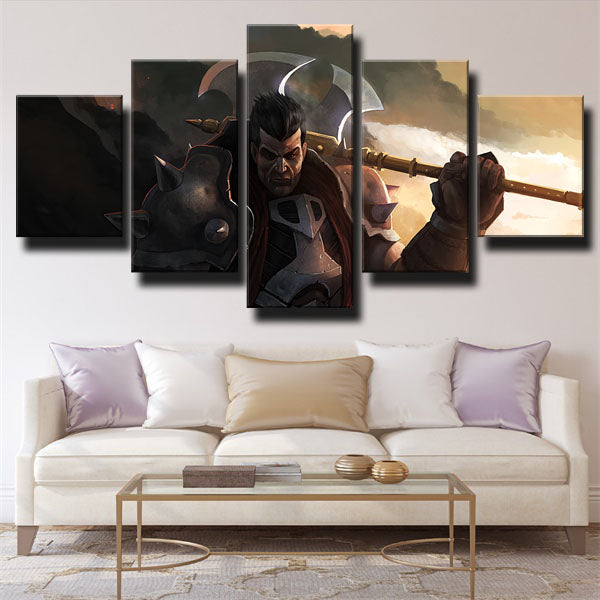 Darius Leader Canvas Wall Art