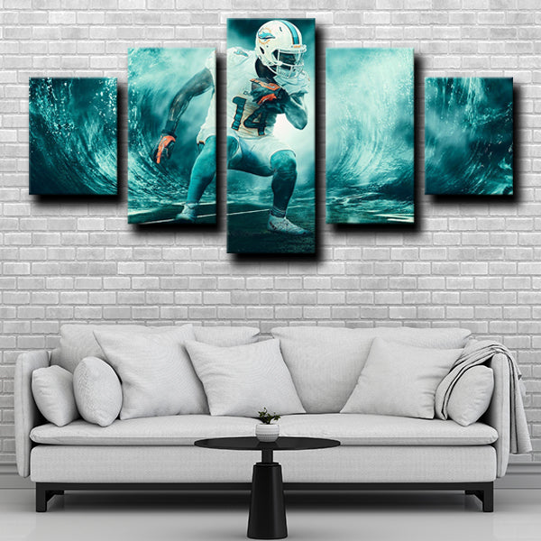 Miami Dolphins Wide Receiver Juice Landry Canvas Wall Art