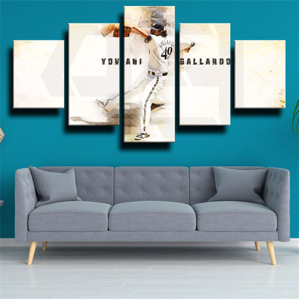 Milwaukee Brewers Pitcher Yo Yovani Gallardo Canvas Wall Art