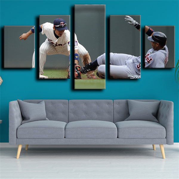 Minnesota Twins Team Badge Canvas Wall Art
