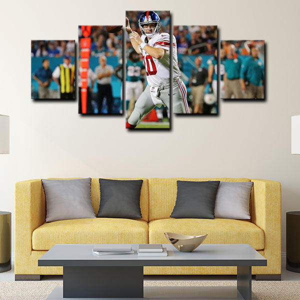 New York Giants Quarterback Eli Eli Manning Canvas Wall Art