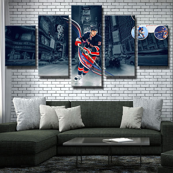 New York Islanders Centre F Stephen Gionta Canvas Wall Art