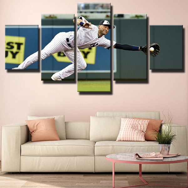 New York Yankees Shortstop The Captain No.2 Derek Jeter Catching Ball Canvas Wall Art