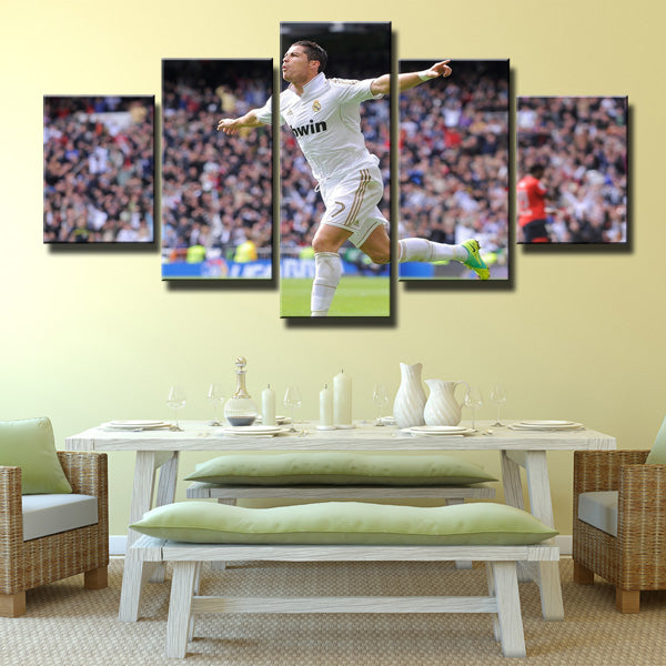 Real Madrid C.F.Cristiano Ronaldo Celebrates Goals Canvas Wall Art