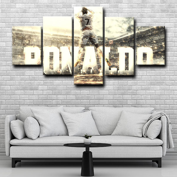 Real Madrid Cf Forward C. Ronaldo Cristiano Ronaldo Canvas Wall Art