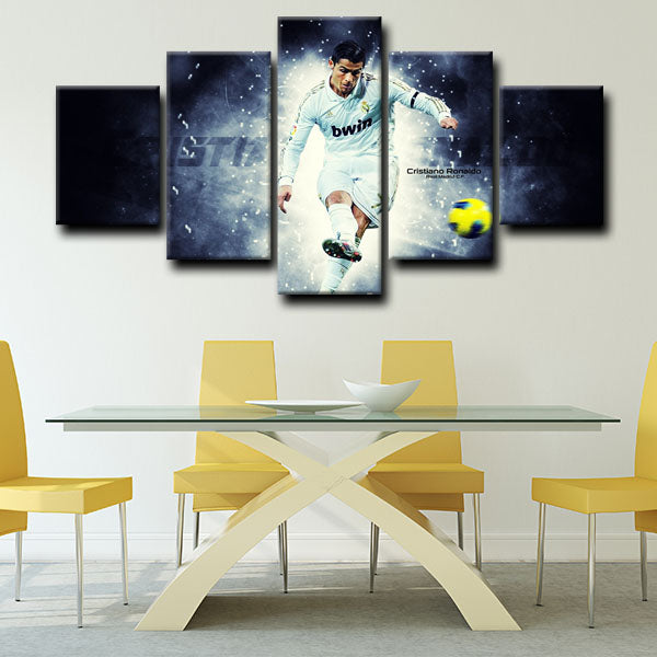 Real Madrid Cf Forward C. Ronaldo Cristiano Ronaldo Poster Canvas Wall Art