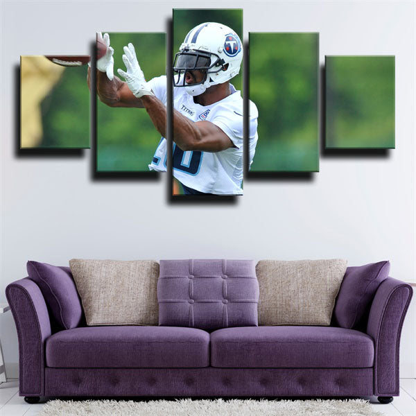 Tennessee Titans Wide Receiver Kenny Britt Canvas Wall Art