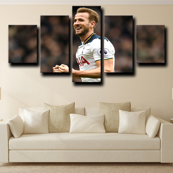 Tottenham Hotspur Fc Forward Hurrikane Harry Kane Canvas Wall Art