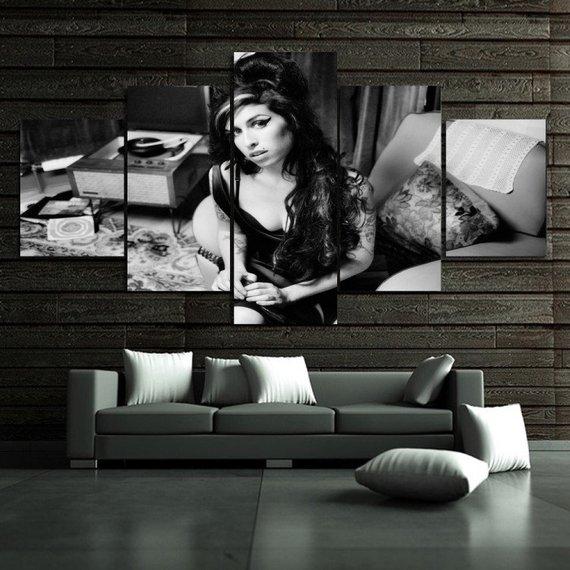 Amy Winehouse 02 – Famous Person Canvas Wall Art