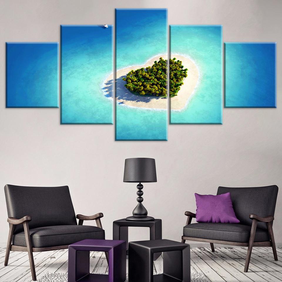 Beautiful Sea Heart Reef Island Tavarua – Nature Canvas Wall Art
