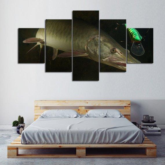Big Muskie 01 – Fishing Canvas Wall Art