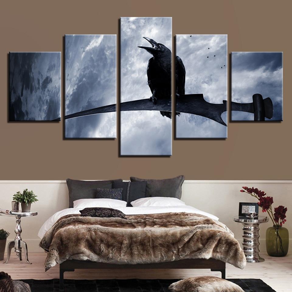 Black Crow Stands – Animal Canvas Wall Art