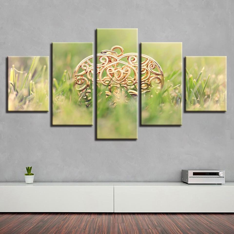 Gold Heart-Shaped – Abstract Canvas Wall Art