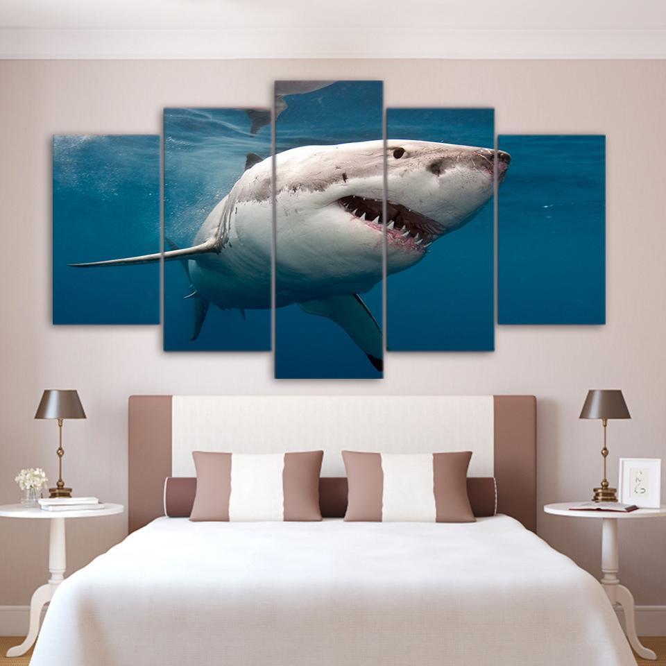 Great White Shark Ation – Animal Canvas Wall Art