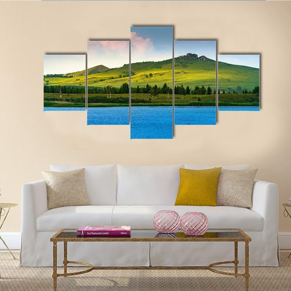Hongsong Lake Scenery – Nature Canvas Wall Art