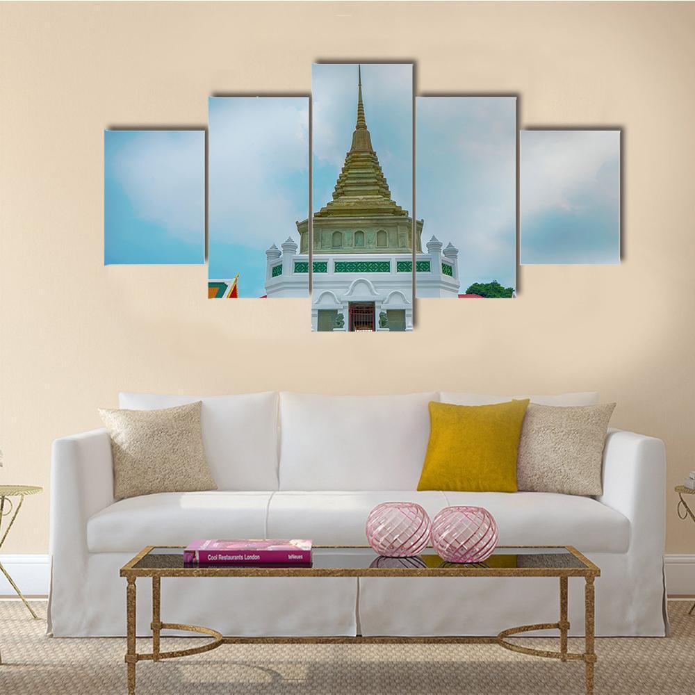 Landmark Of Wat Kaliyamit Woramahawihan – Religion Canvas Wall Art