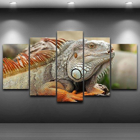 Majestic Chameleon Chameleon Lizard – Animal Canvas Wall Art