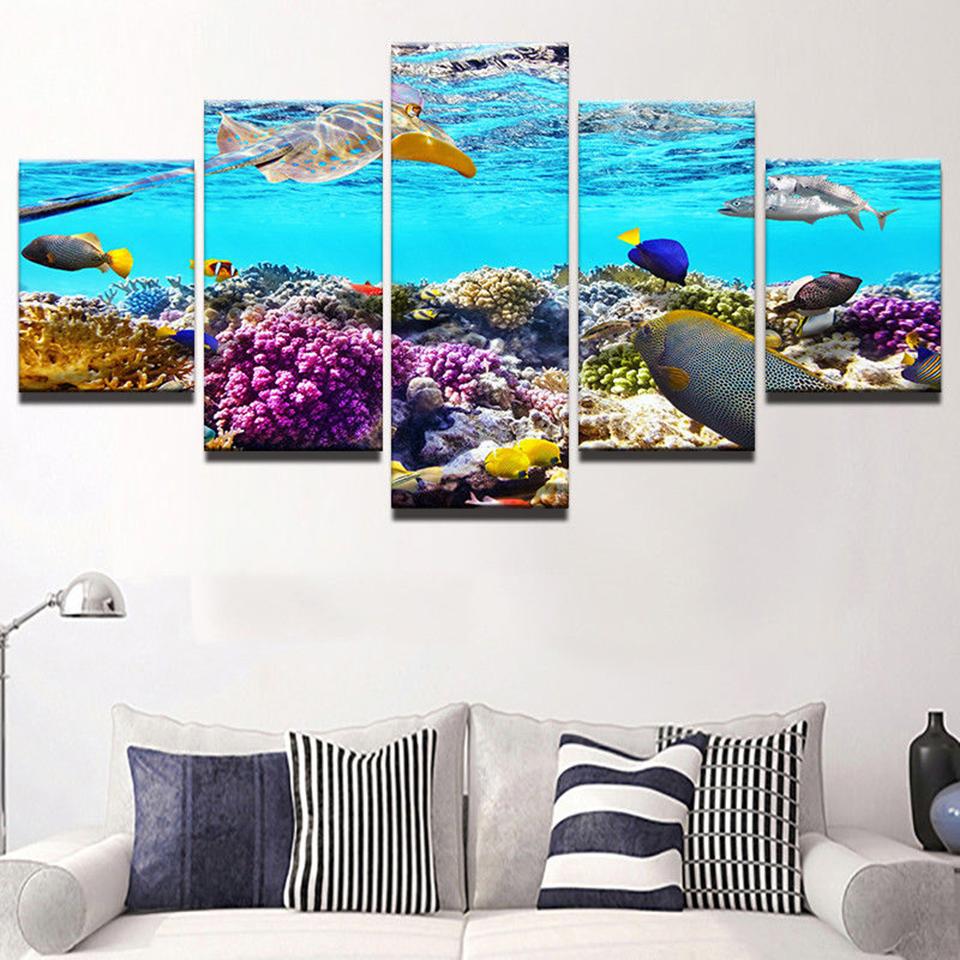 Ocean Color Fish 1 – Animal Canvas Wall Art