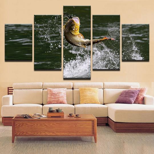 Peacock Bass Jumping – Animal Canvas Wall Art