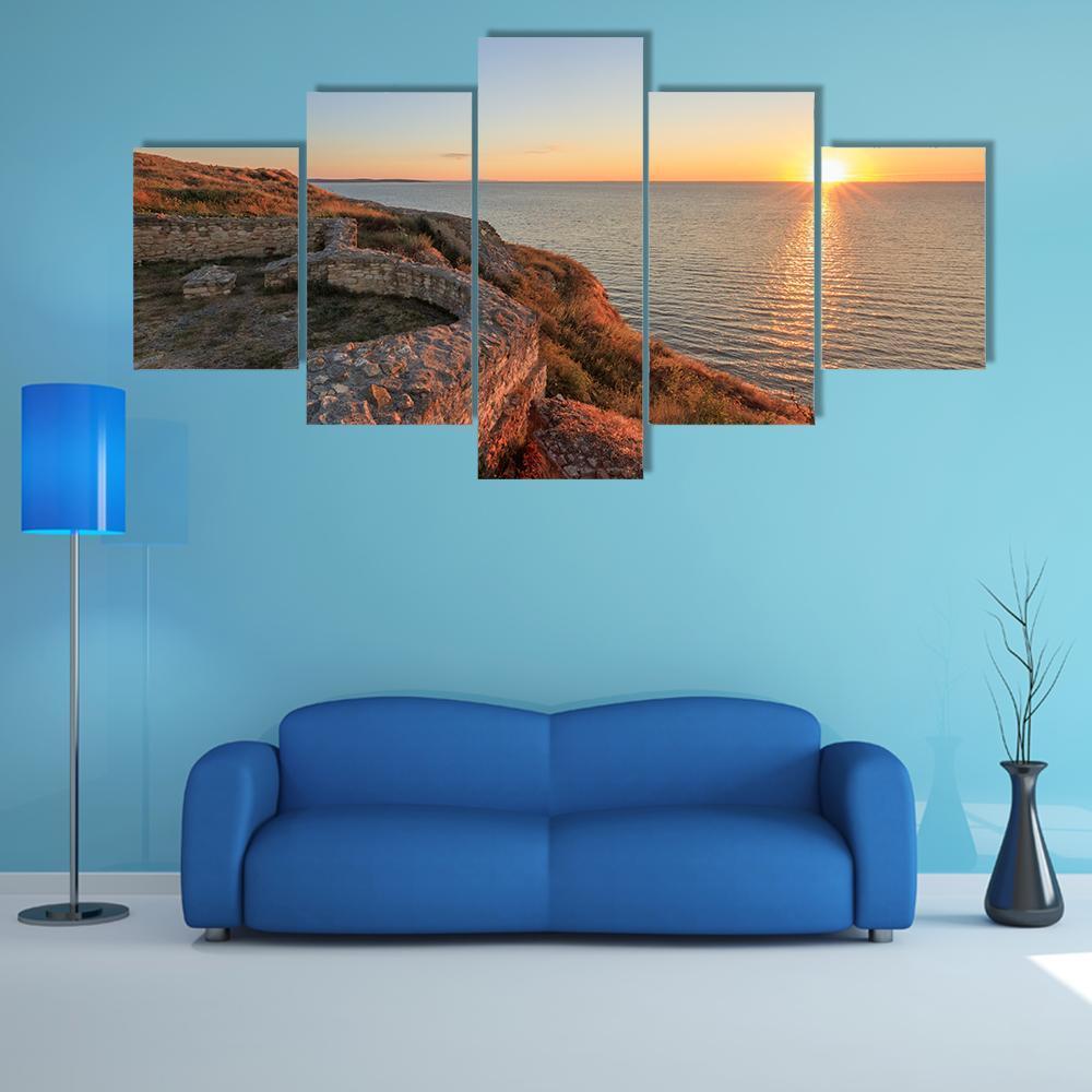 Roman Ruins Of Argamum – Nature Canvas Wall Art