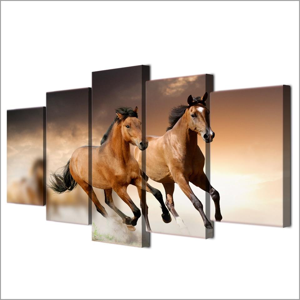 Runing Horse Rest – Animal Canvas Wall Art