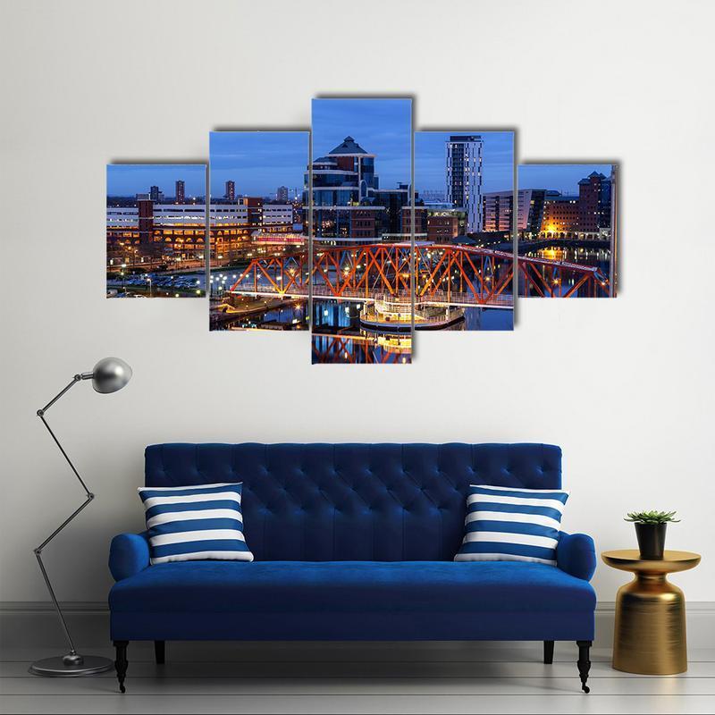 Salford Quays Skyline – Nature Canvas Wall Art