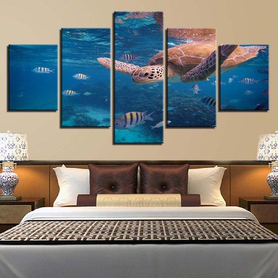 Sea Turtle Dive 01 – Animal Canvas Wall Art