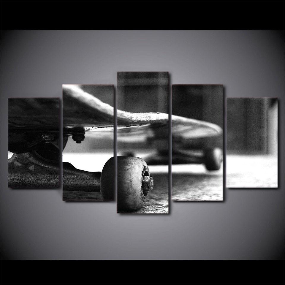 Skateboard Black White Modern – Sport Canvas Wall Art