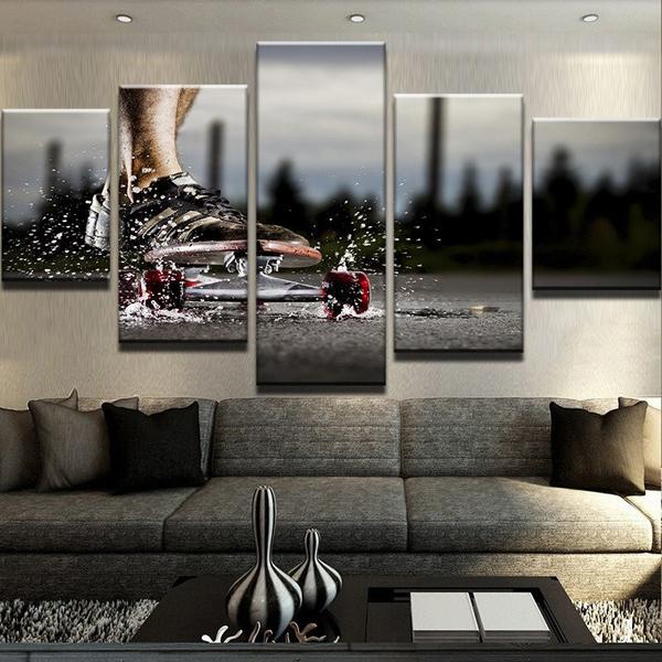 Skateboarding Outside In The Rain – Sport Canvas Wall Art