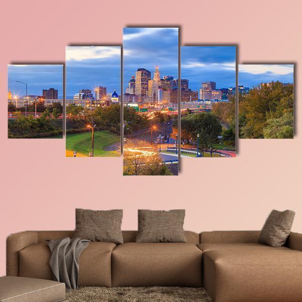 Skyline Of Downtown Hartford – Nature Canvas Wall Art