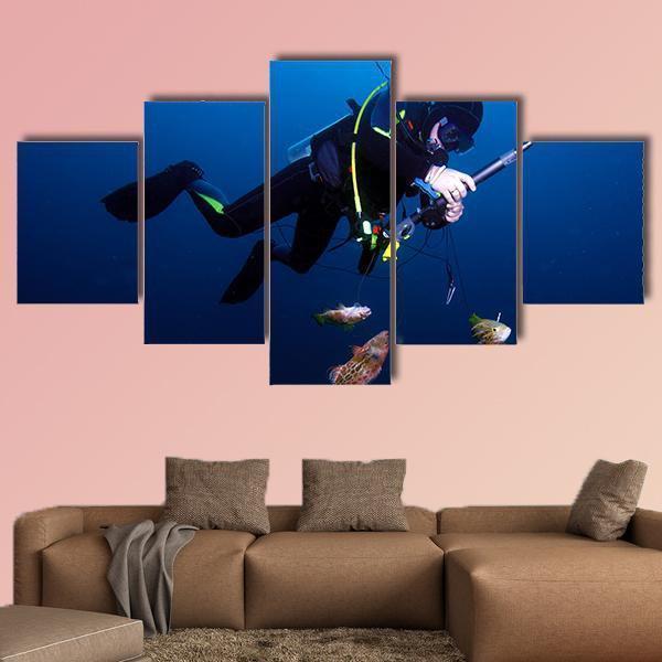 Spear Fisherman With Speargun – Fishing Canvas Wall Art
