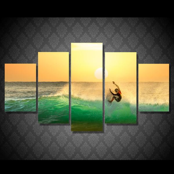 Surfing Trick Tail Slide – Sport Canvas Wall Art