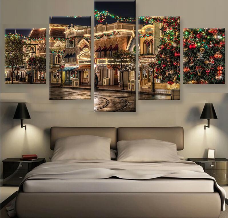 The Happy Christmas Town – Christmast Canvas Wall Art