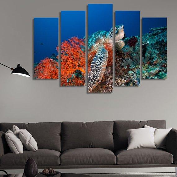Tortoise Under The Ocean – Animal Canvas Wall Art
