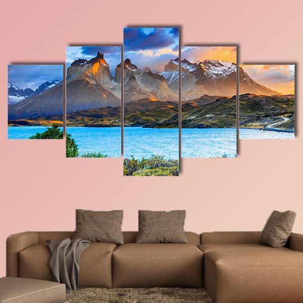 Unrise At The Pehoe Lake – Natrure Canvas Wall Art