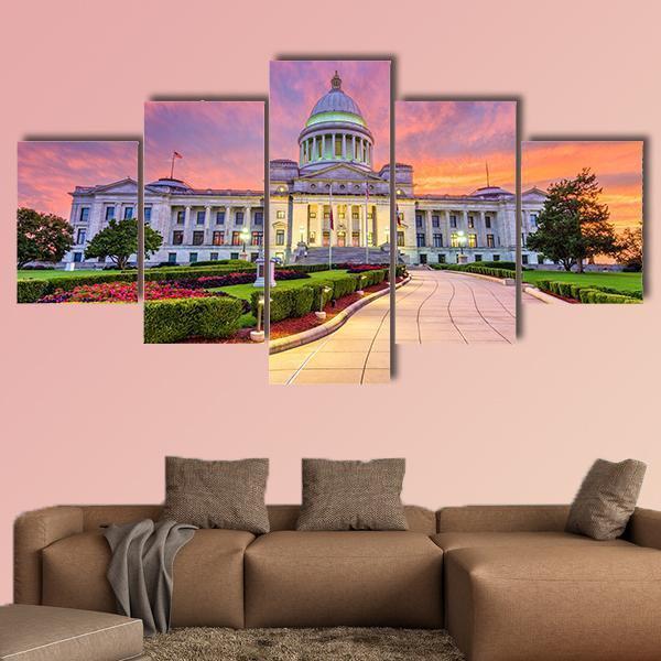 Usa At The State Capitol – Nature Canvas Wall Art